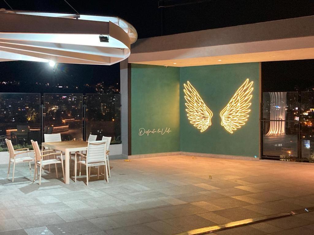 Confort Suite La Carolina كويتو المظهر الخارجي الصورة